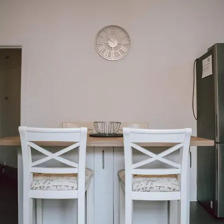 The Twickenham Apartment Near Strawberry Hill Exterior photo